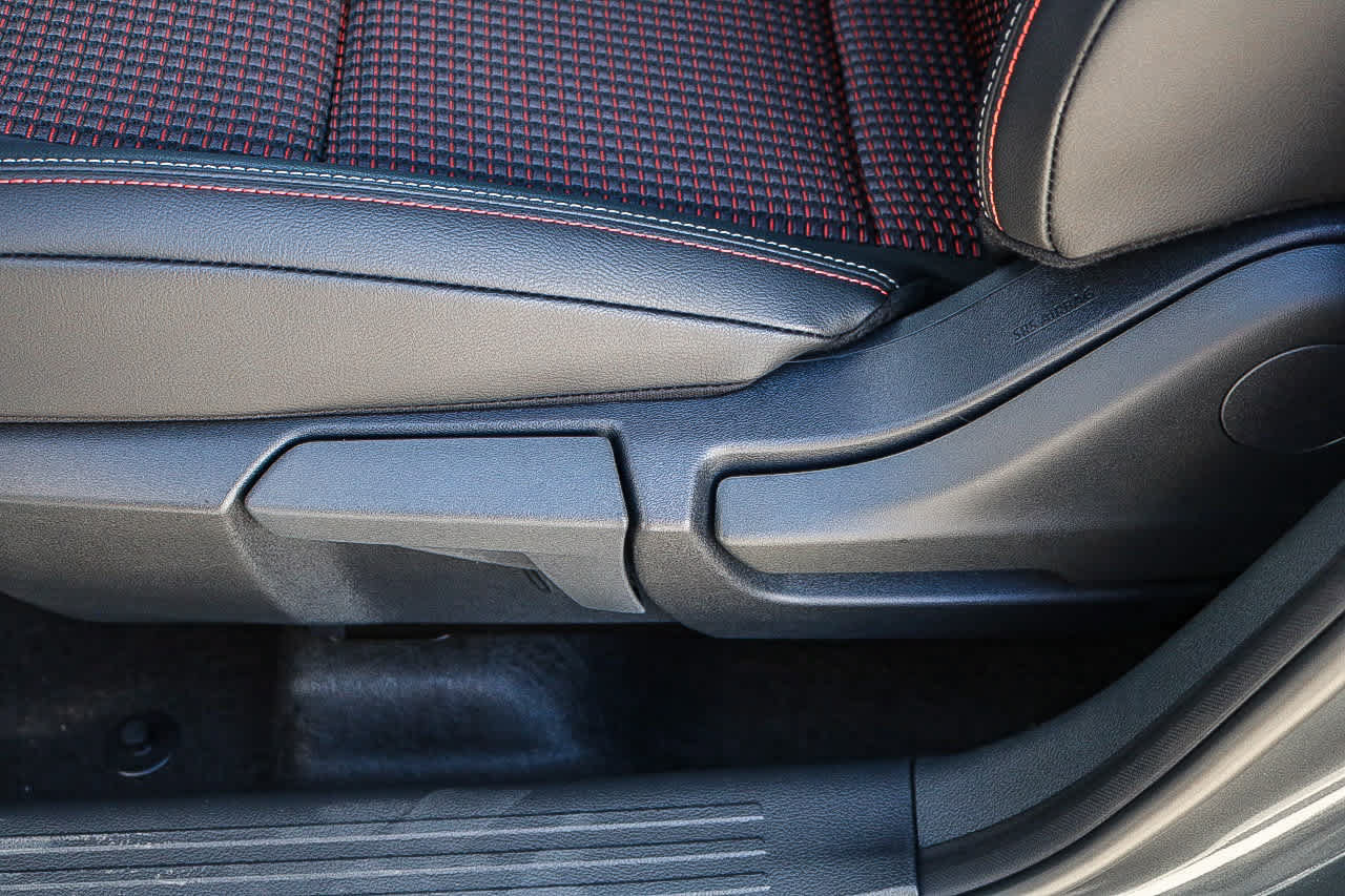 New 2026 Nissan Kicks SR FWD image 22