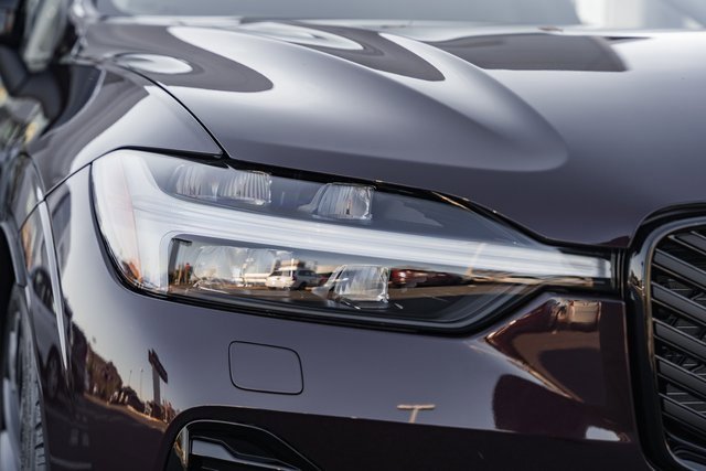 New 2026 Volvo XC60 B5 Ultra w/ Protection Package Premier image 13