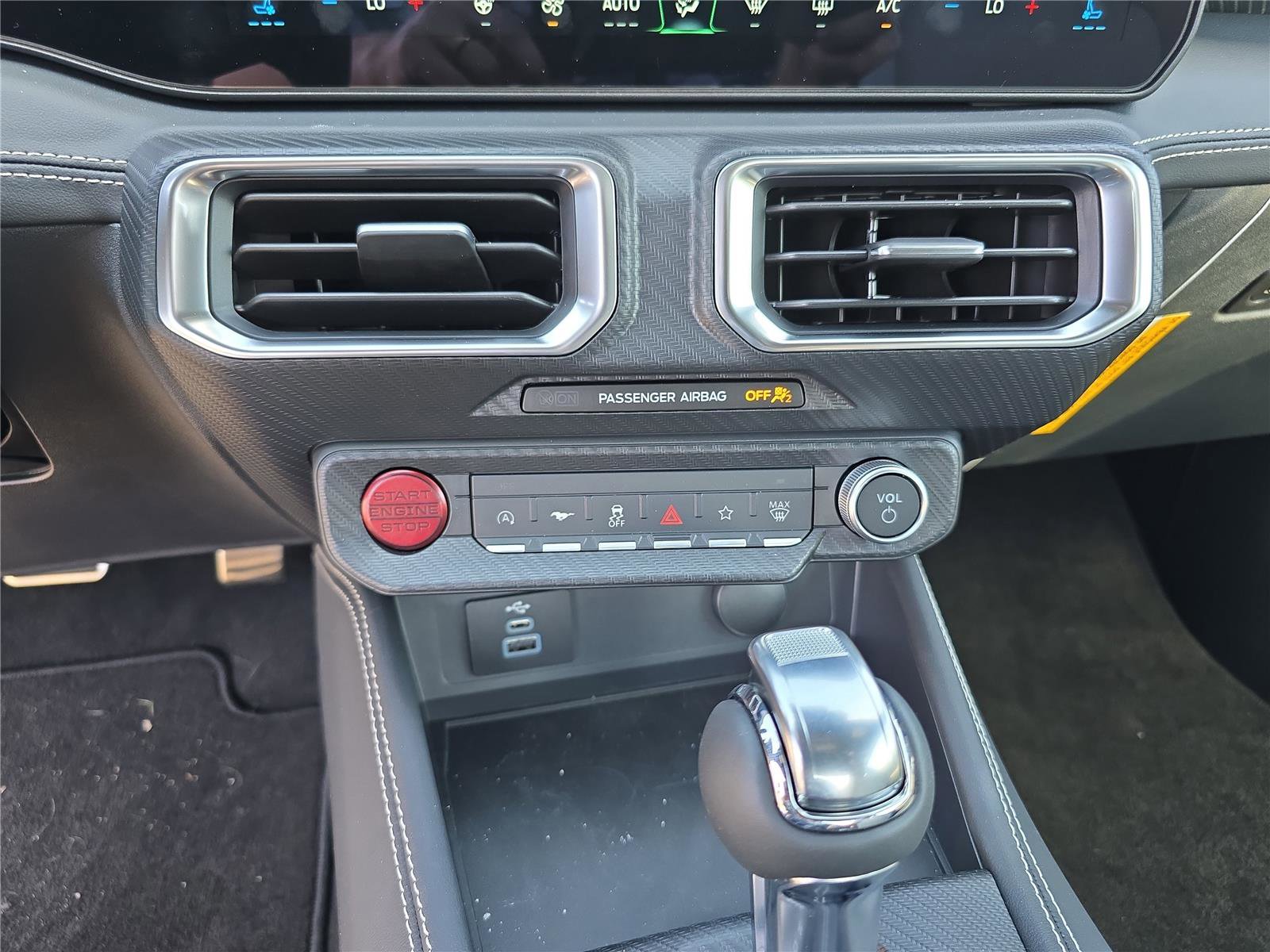 Used 2025 Ford Mustang GT Premium image 20