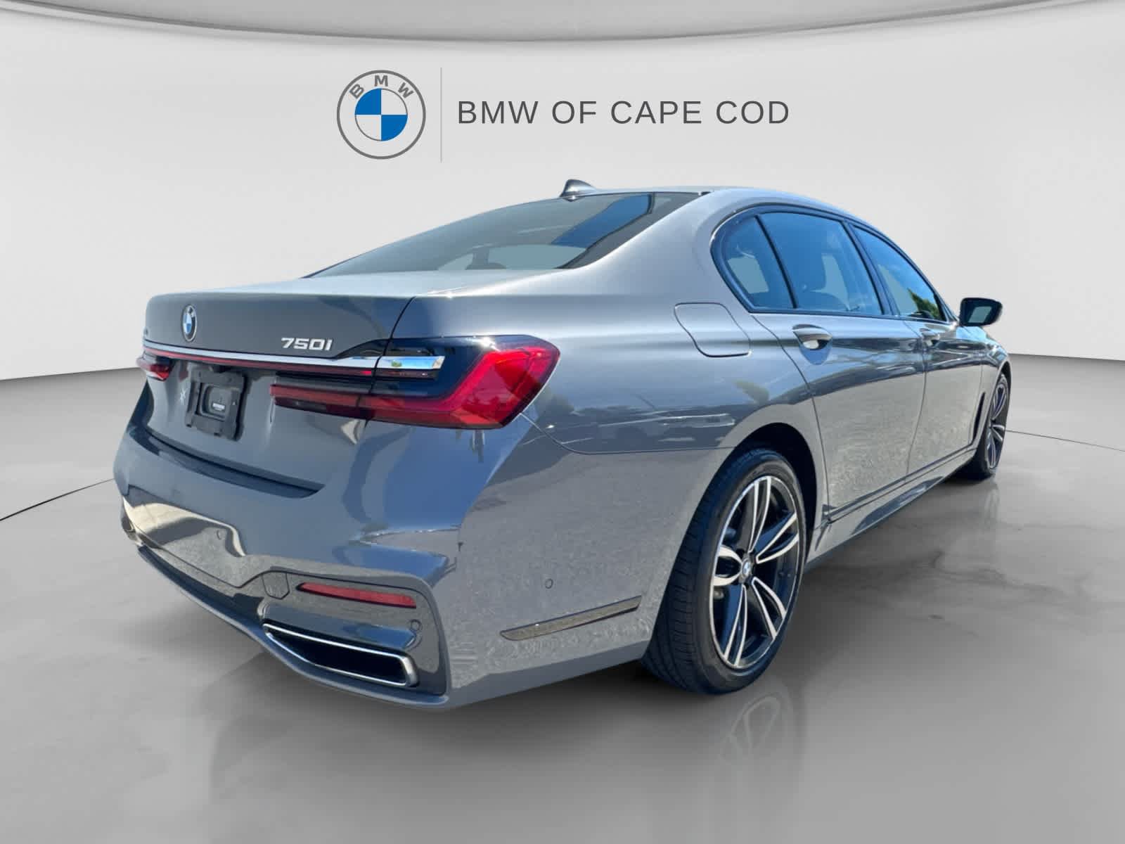 Used 2022 BMW 750Li xDrive AWD/4WD image 7
