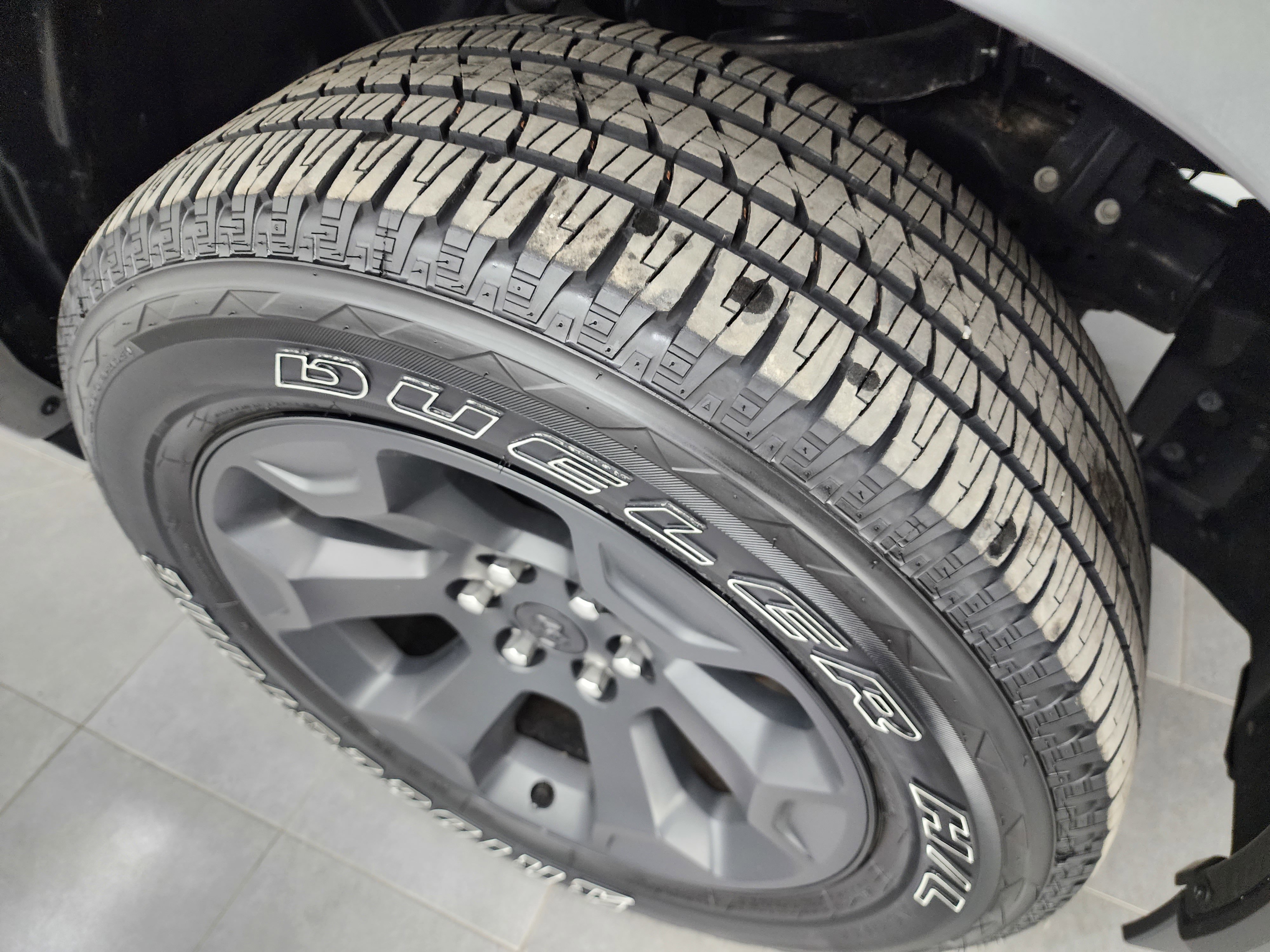 Used 2025 RAM 1500 Big Horn AWD/4WD image 3