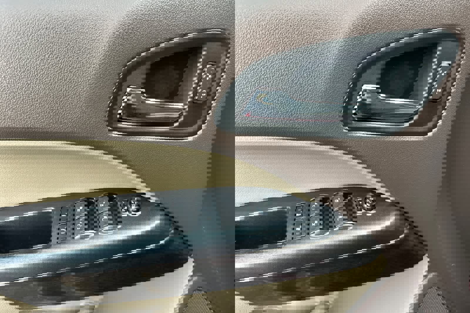 Used 2017 GMC Canyon SLE image 11