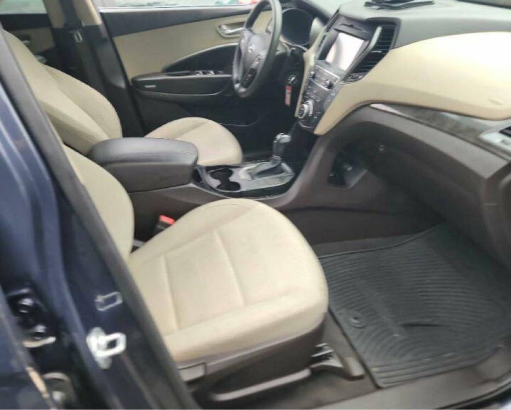 Used 2017 Hyundai Santa Fe Sport FWD image 10