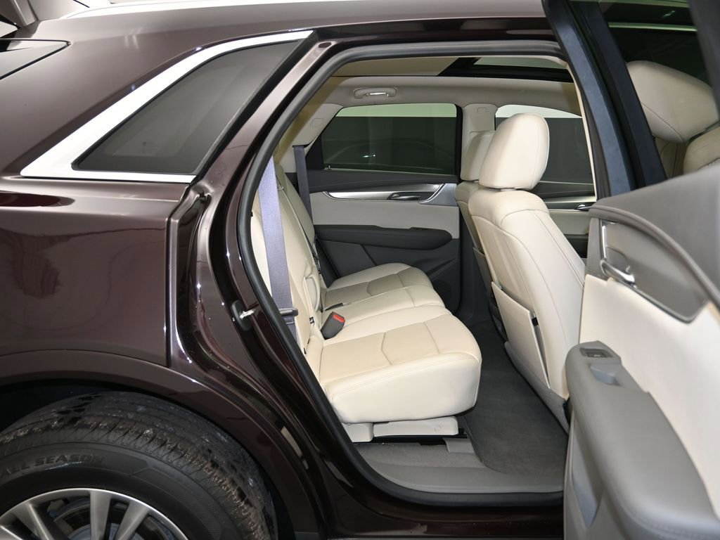 Used 2021 Cadillac XT5 Premium Luxury FWD image 27