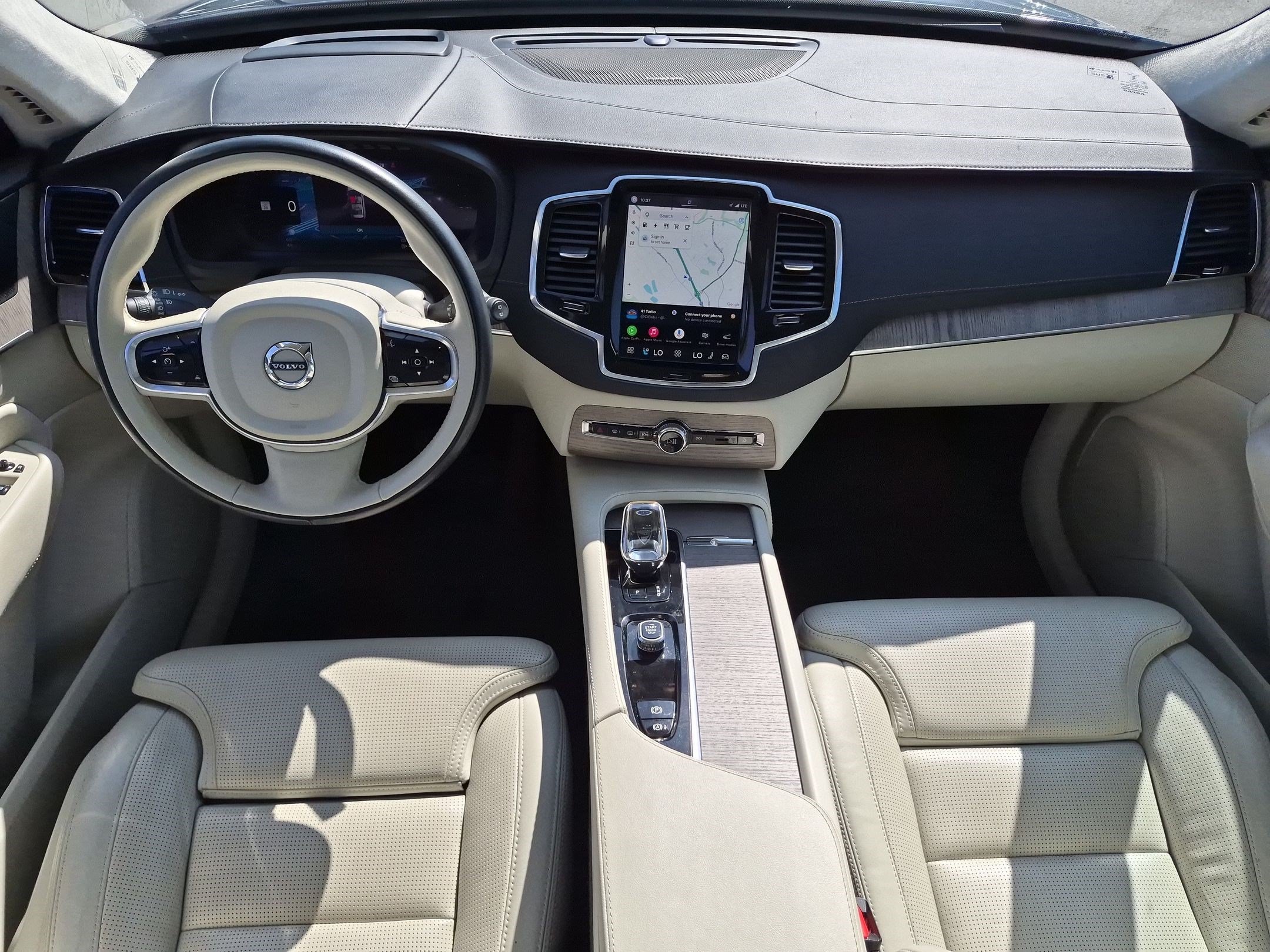 Used 2023 Volvo XC90 T8 Ultimate w/ Lounge Package AWD/4WD image 28