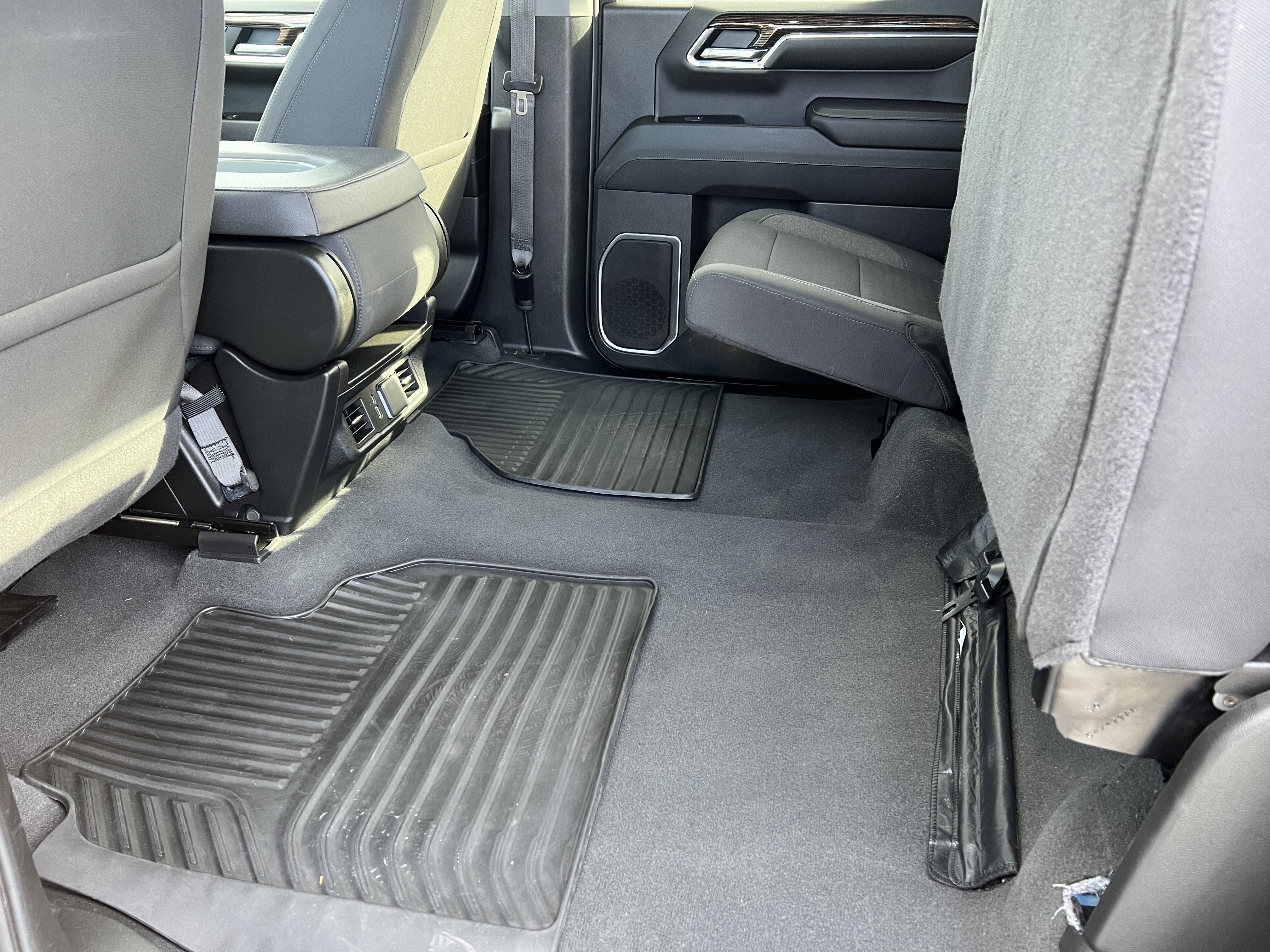 Used 2024 GMC Sierra 1500 SLE AWD/4WD image 16