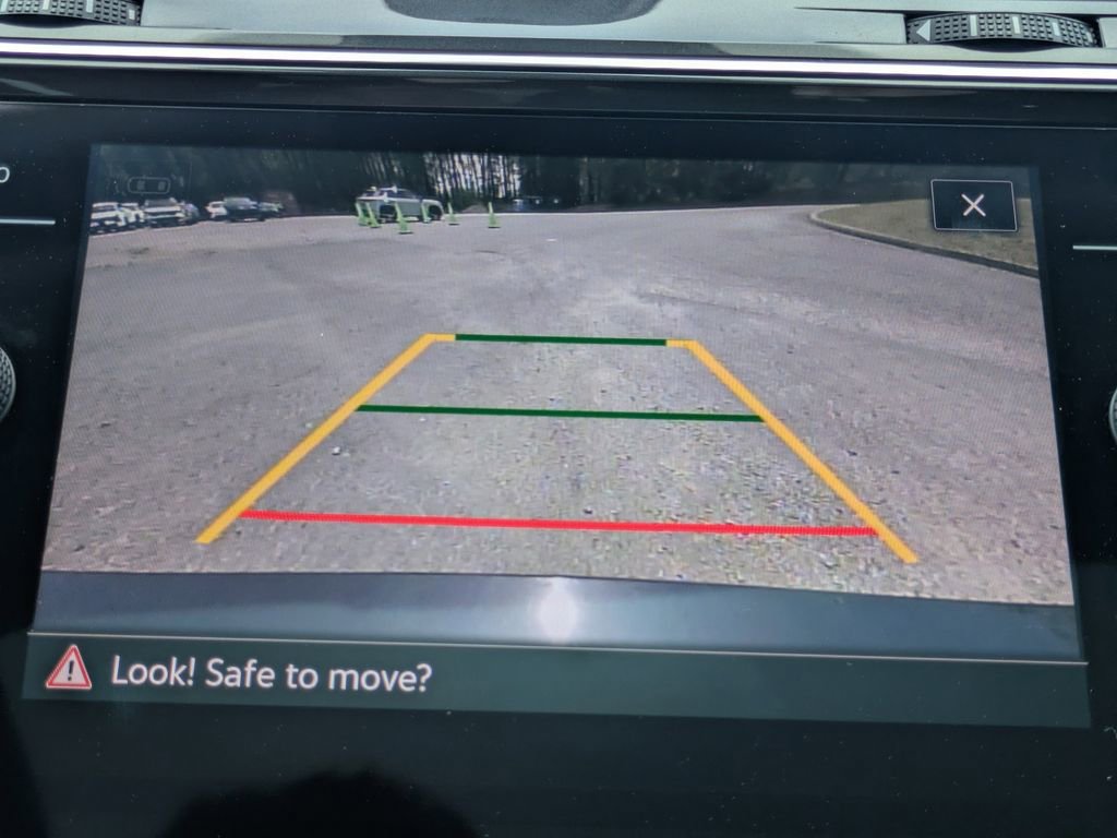 Certified 2022 Volkswagen Tiguan SE image 21