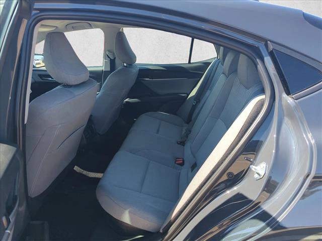 Used 2025 Toyota Camry LE w/ Convenience Package image 17
