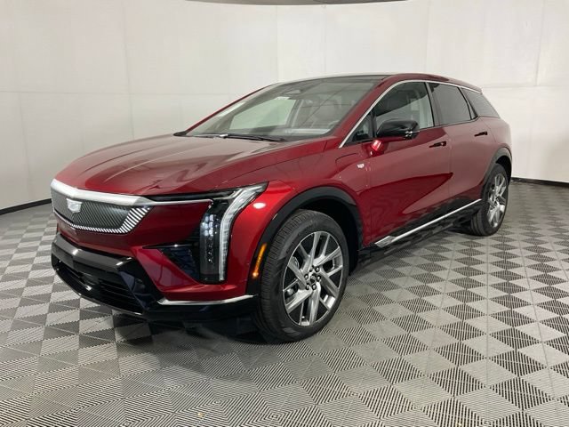 New 2026 Cadillac Optiq Luxury 1 w/ LPO, Floor Liner Package