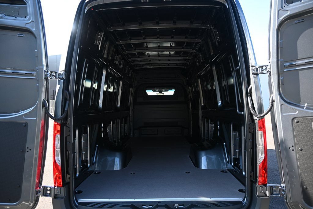 Used 2026 Mercedes-Benz Sprinter 3500 image 28