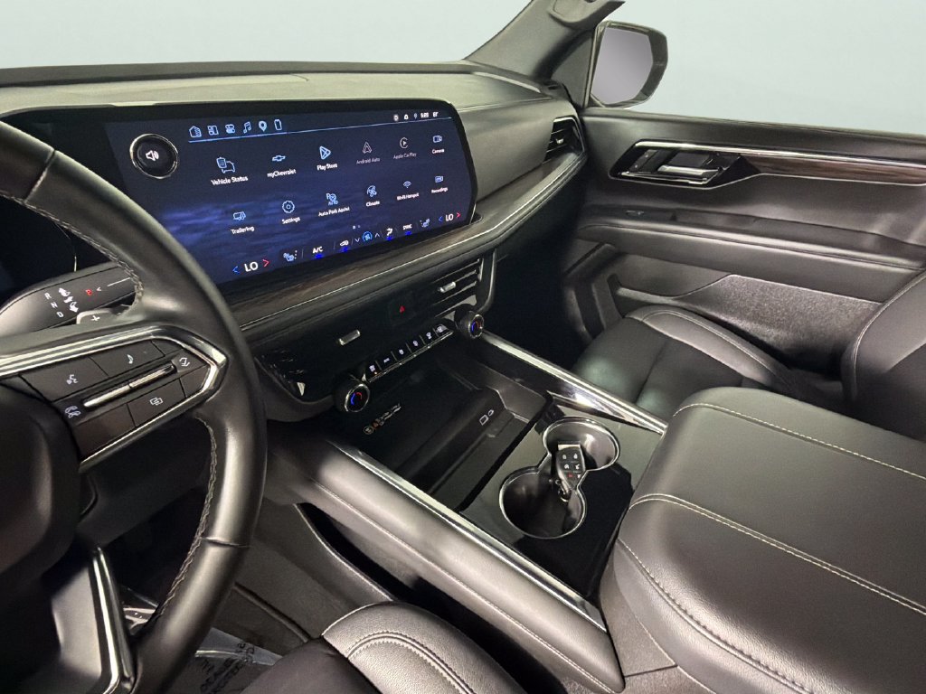 Certified 2025 Chevrolet Suburban LT AWD/4WD image 20