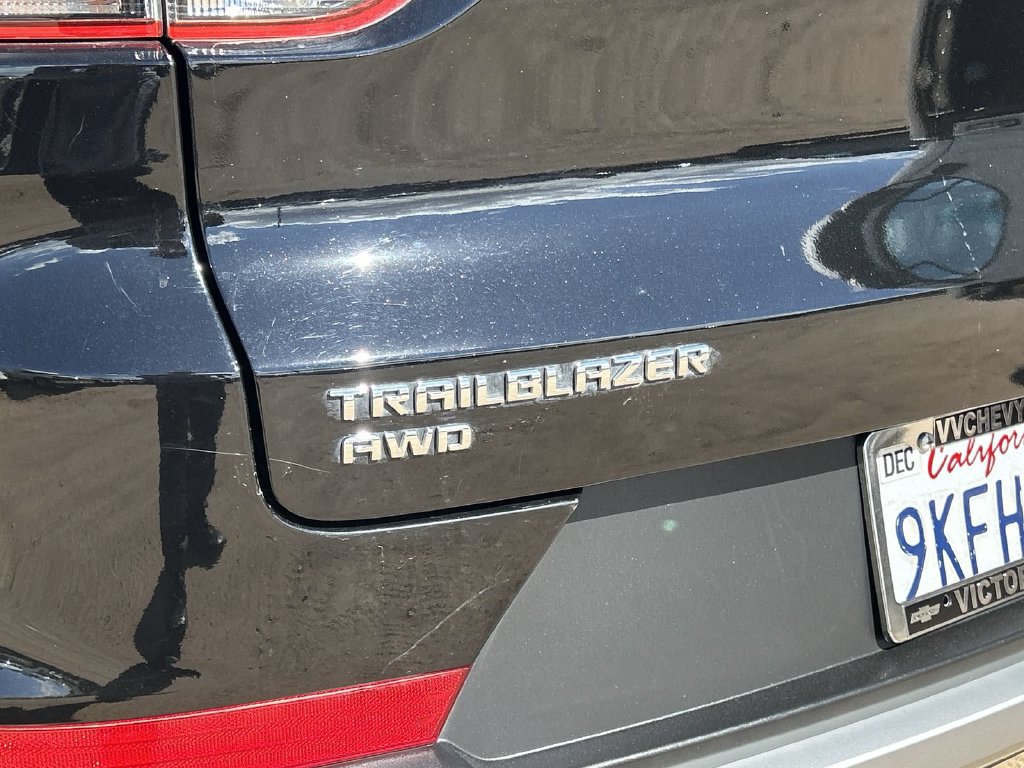 Certified 2024 Chevrolet TrailBlazer LT AWD/4WD image 36
