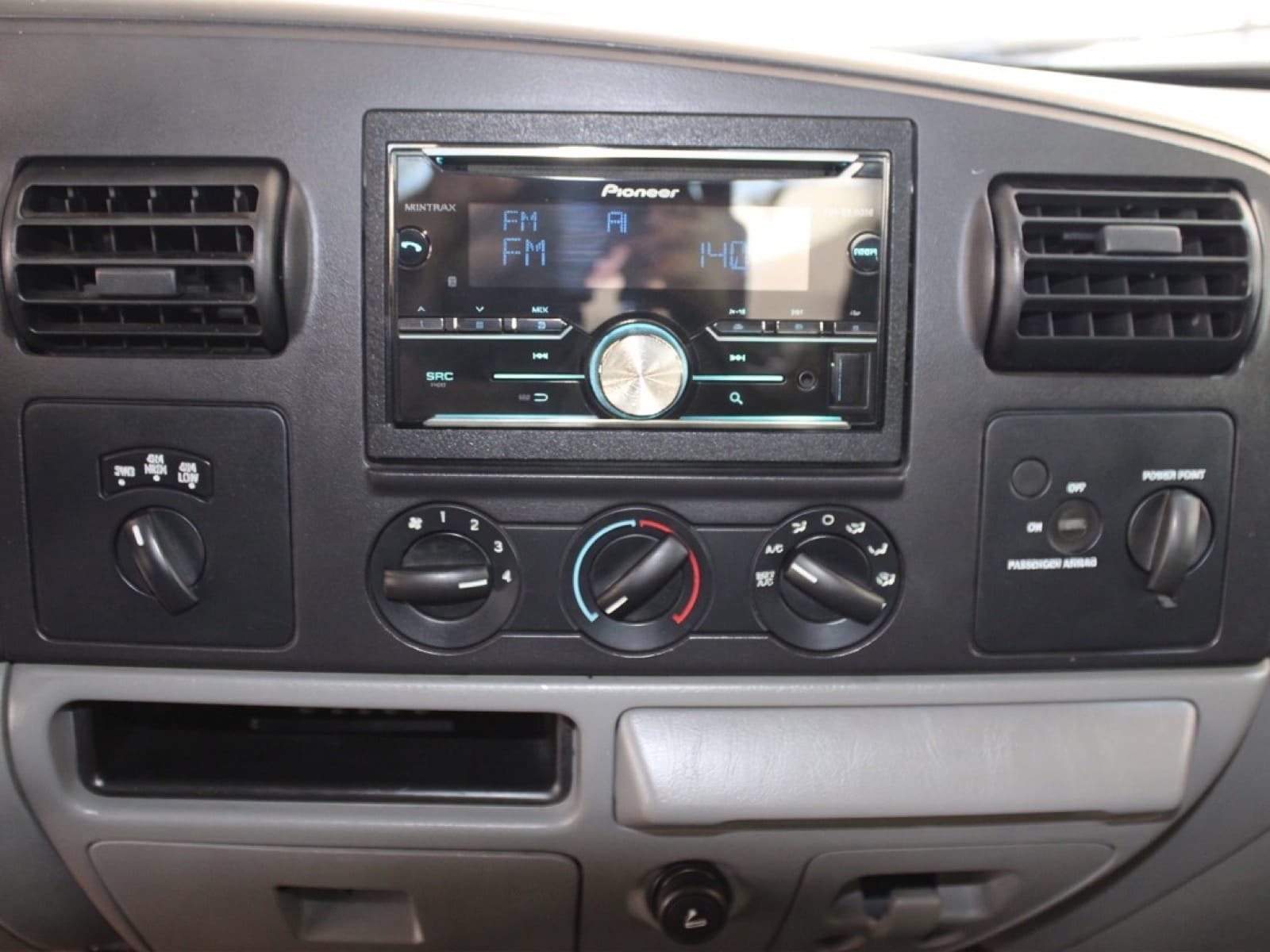Used 2005 Ford F250 XLT AWD/4WD image 25
