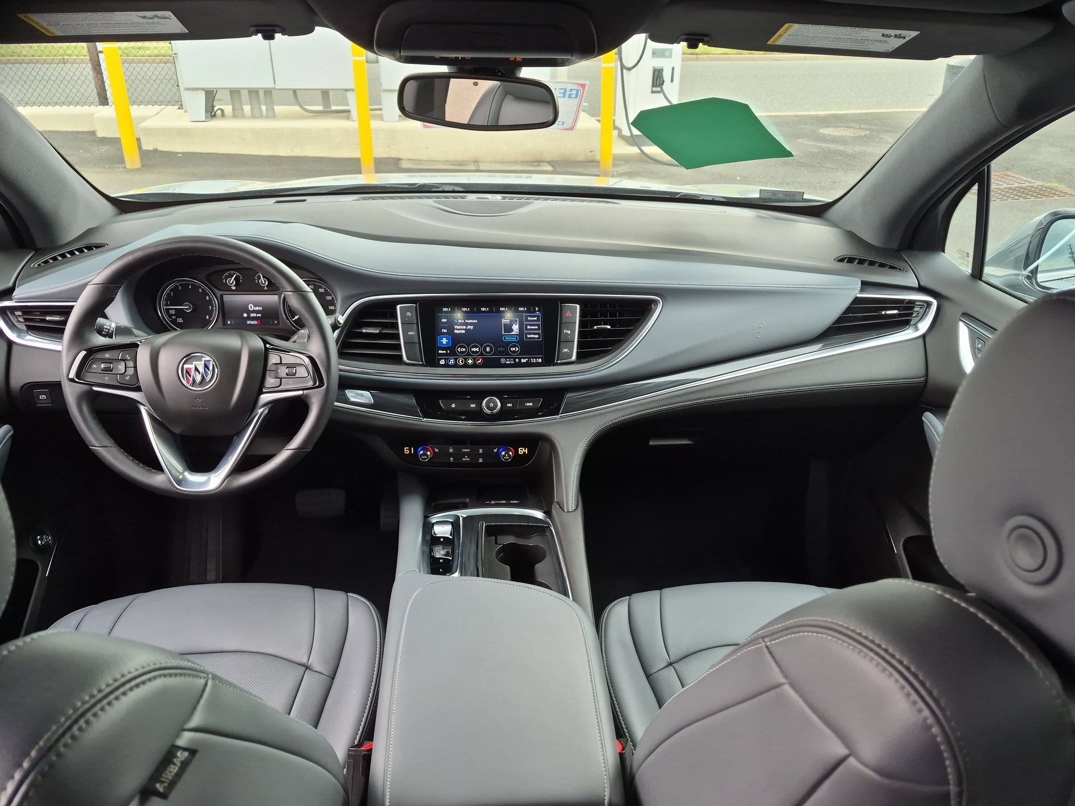 Certified 2023 Buick Enclave Essence AWD/4WD image 18