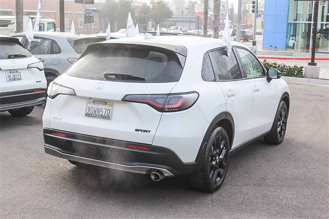 Used 2023 Honda HR-V Sport image 5