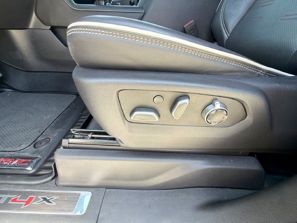 Used 2023 GMC Sierra 1500 AT4X AWD/4WD image 14