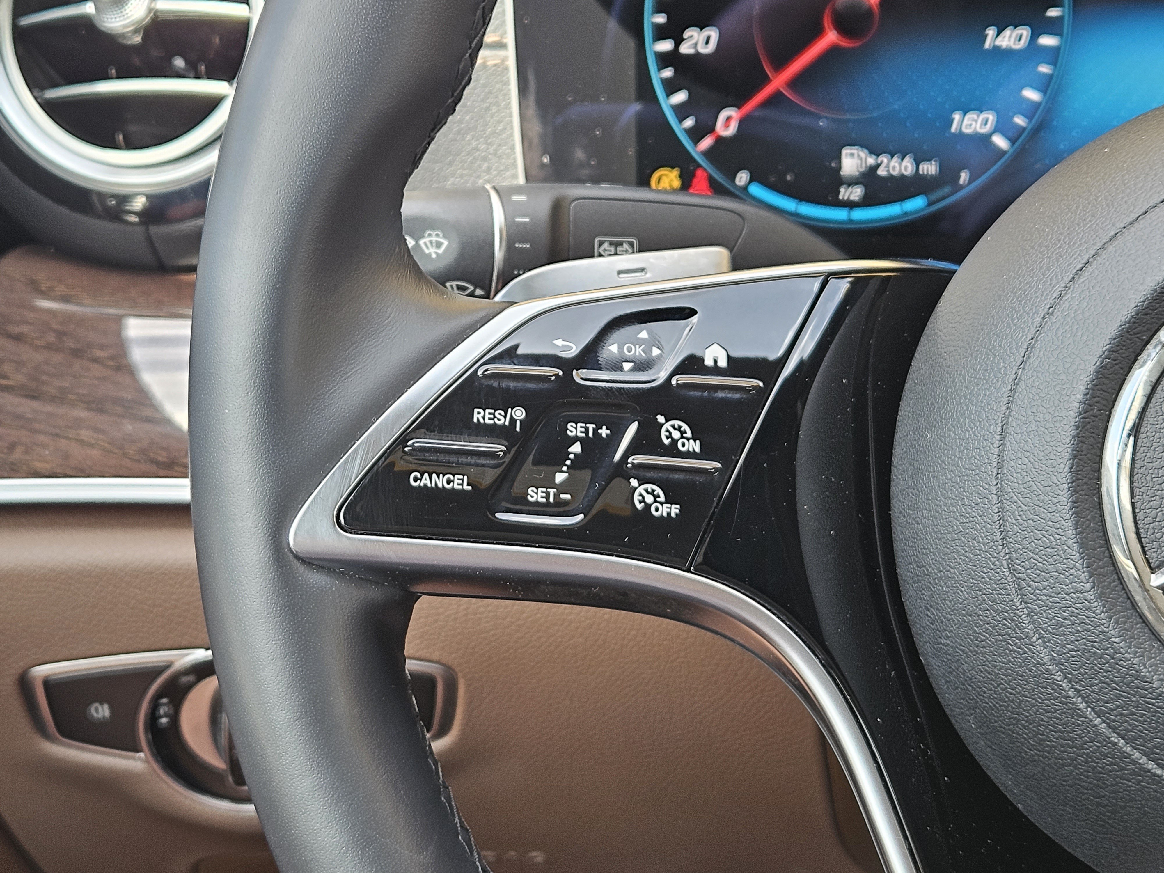 Used 2021 Mercedes-Benz E 350 Sedan image 28