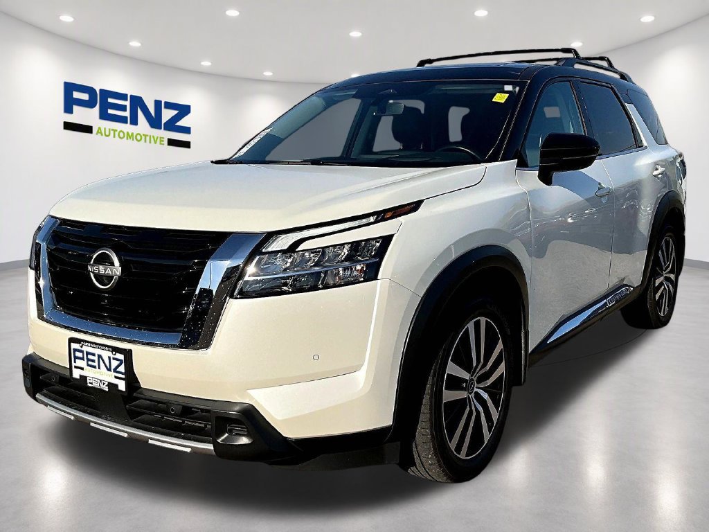 Used 2023 Nissan Pathfinder Platinum