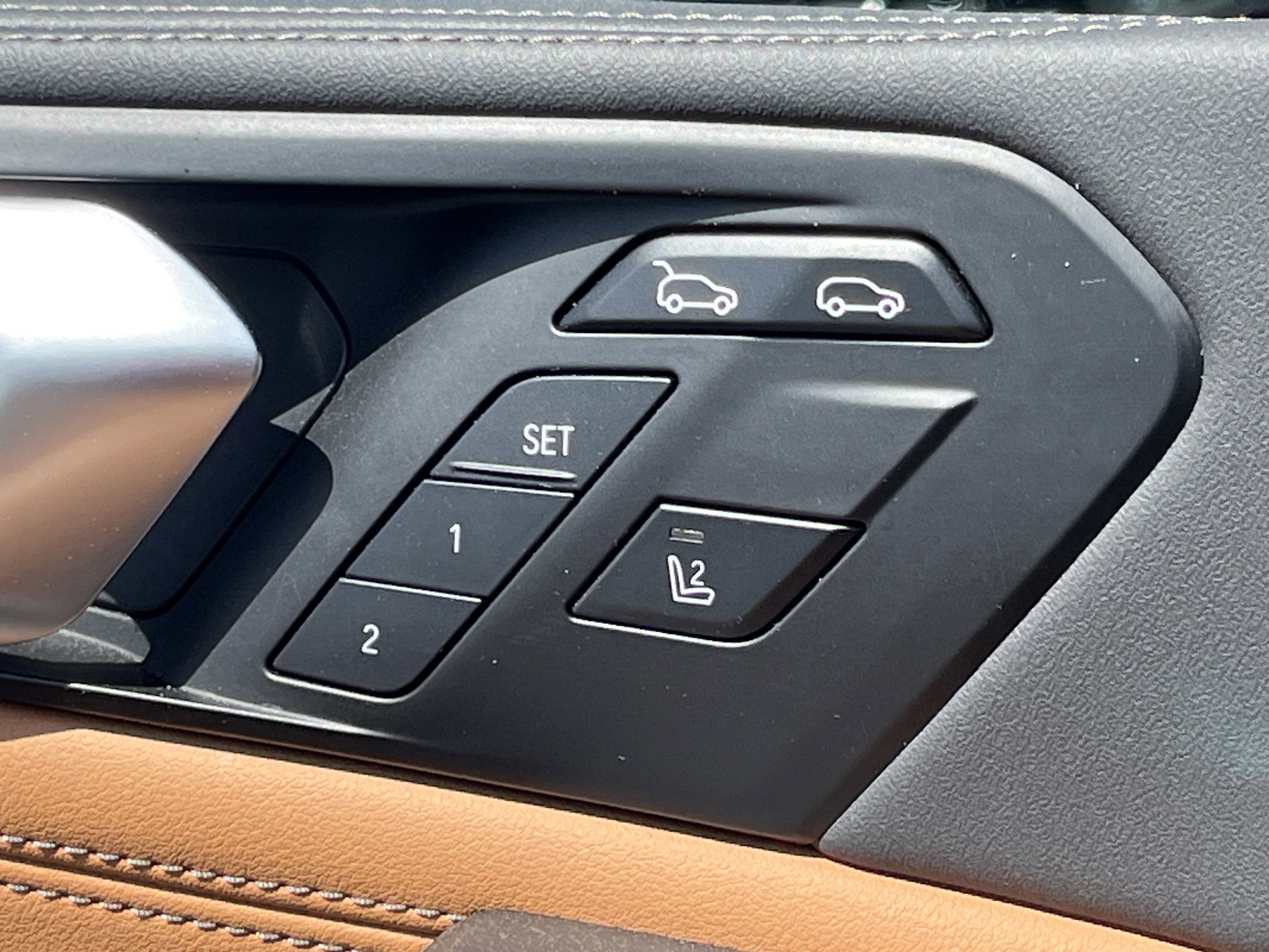 Used 2026 BMW X6 xDrive40i image 19