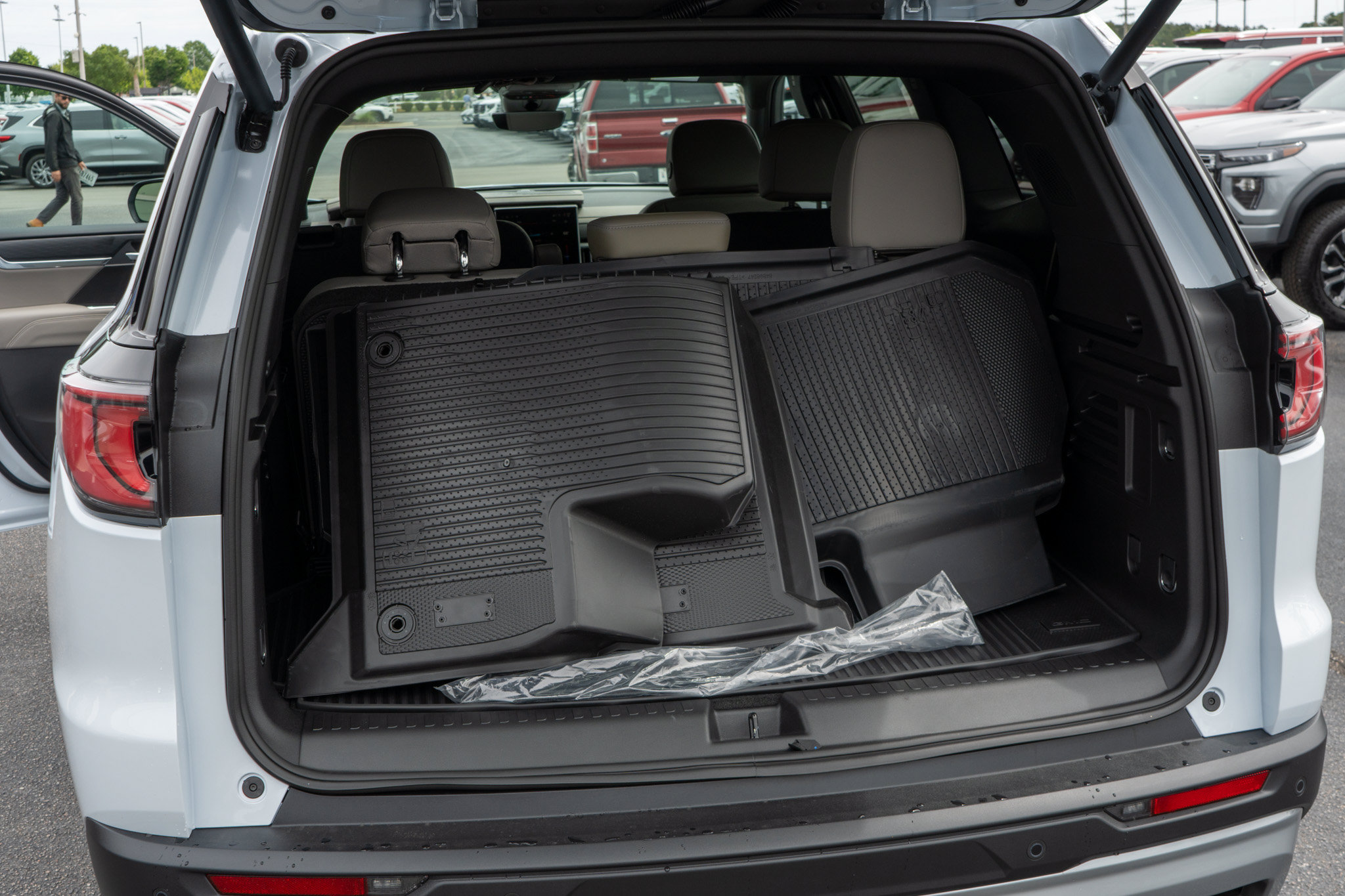 New 2026 GMC Acadia Elevation FWD image 33