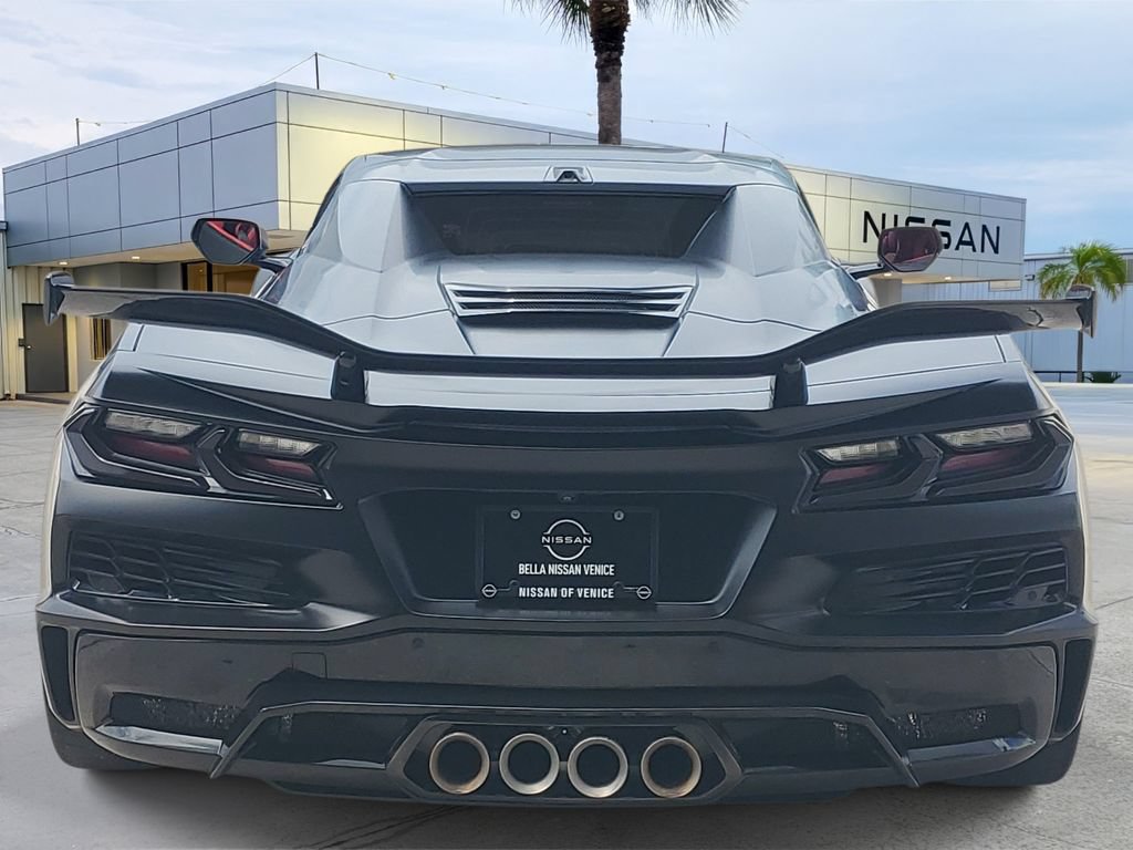 Used 2024 Chevrolet Corvette Z06 w/ Z07 Performance Package RWD image 6