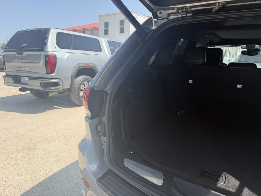 Used 2020 Jeep Grand Cherokee Trackhawk AWD/4WD image 4