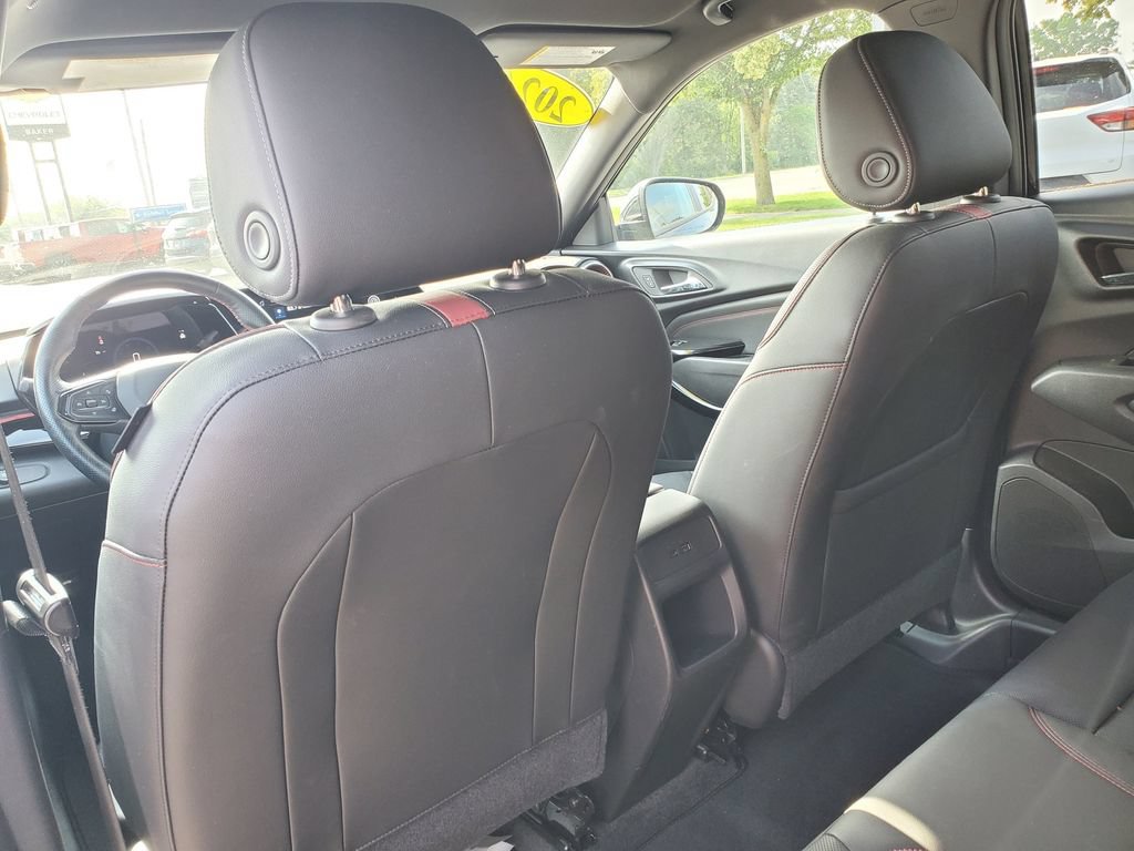 Certified 2024 Chevrolet Trax RS w/ Driver Confidence Package FWD image 28