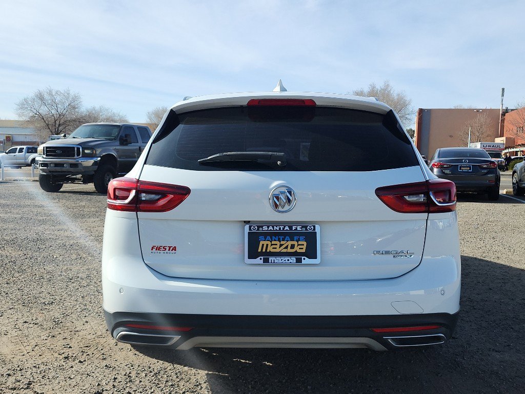 Used 2019 Buick Regal Essence w/ Driver Confidence Package I image 7