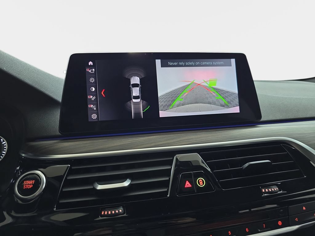 Used 2019 BMW 530e xDrive w/ Convenience Package AWD/4WD image 24