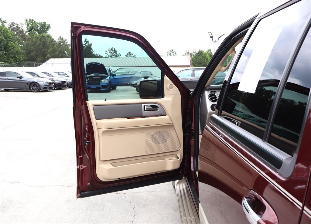Used 2009 Ford Expedition EL 4WD image 30