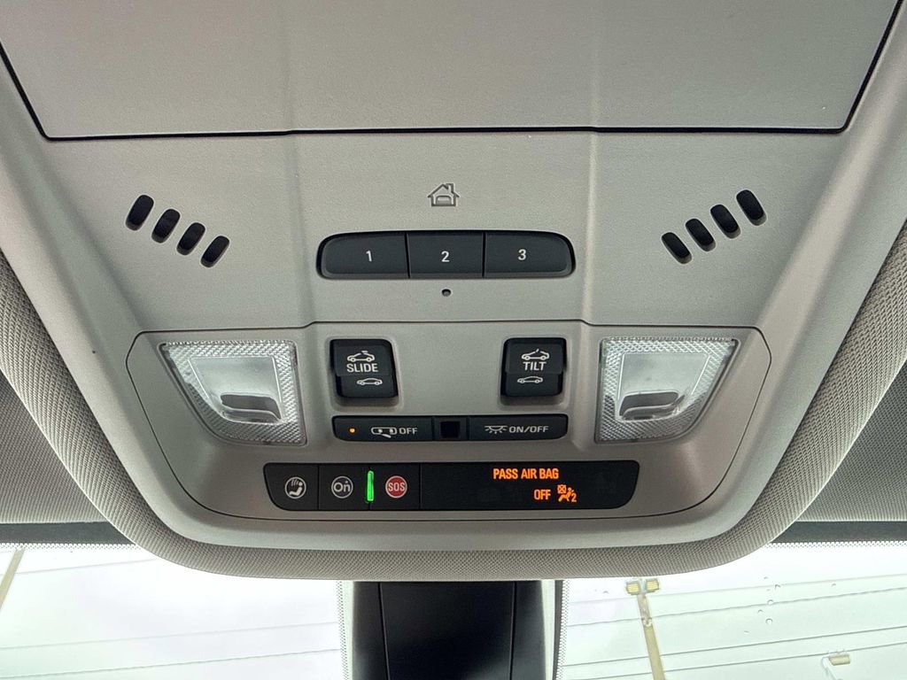 Used 2023 GMC Acadia AT4 w/ Preferred Package image 45