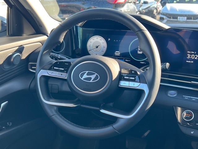 Certified 2025 Hyundai Elantra SEL image 16