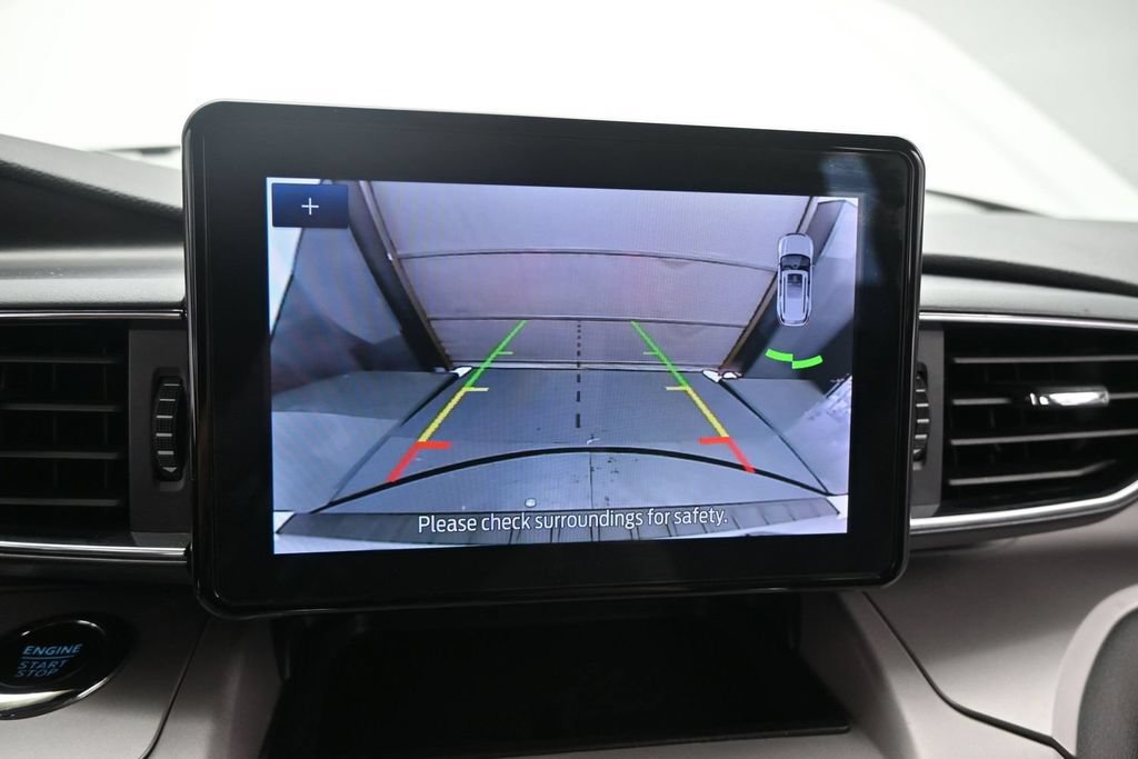 Used 2023 Ford Explorer XLT w/ Equipment Group 202A RWD image 26