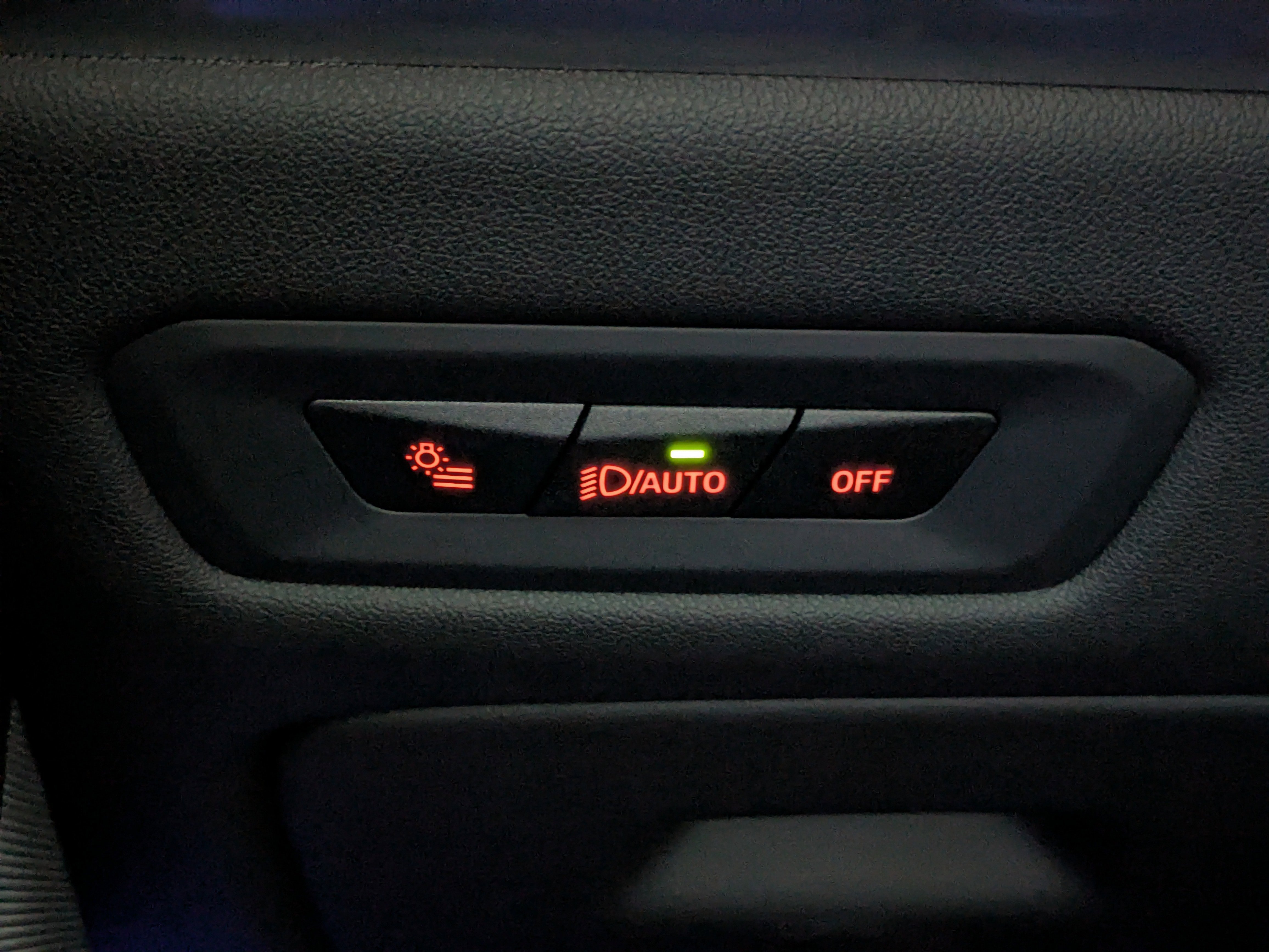 Used 2024 BMW X5 xDrive40i w/ Premium Package image 18