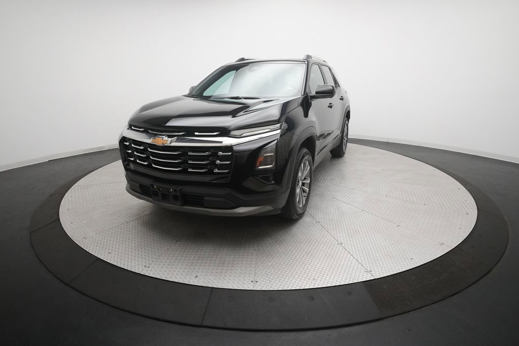 Used 2025 Chevrolet Equinox LT w/ Convenience Package II image 12