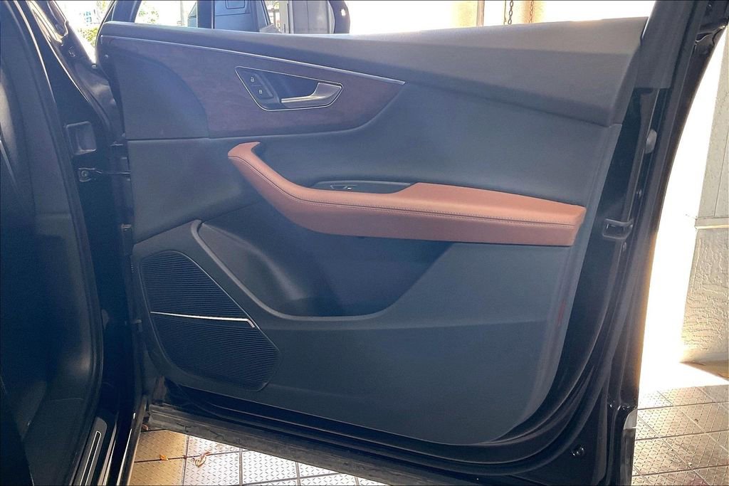 Used 2025 Audi Q7 3.0T Premium Plus image 22