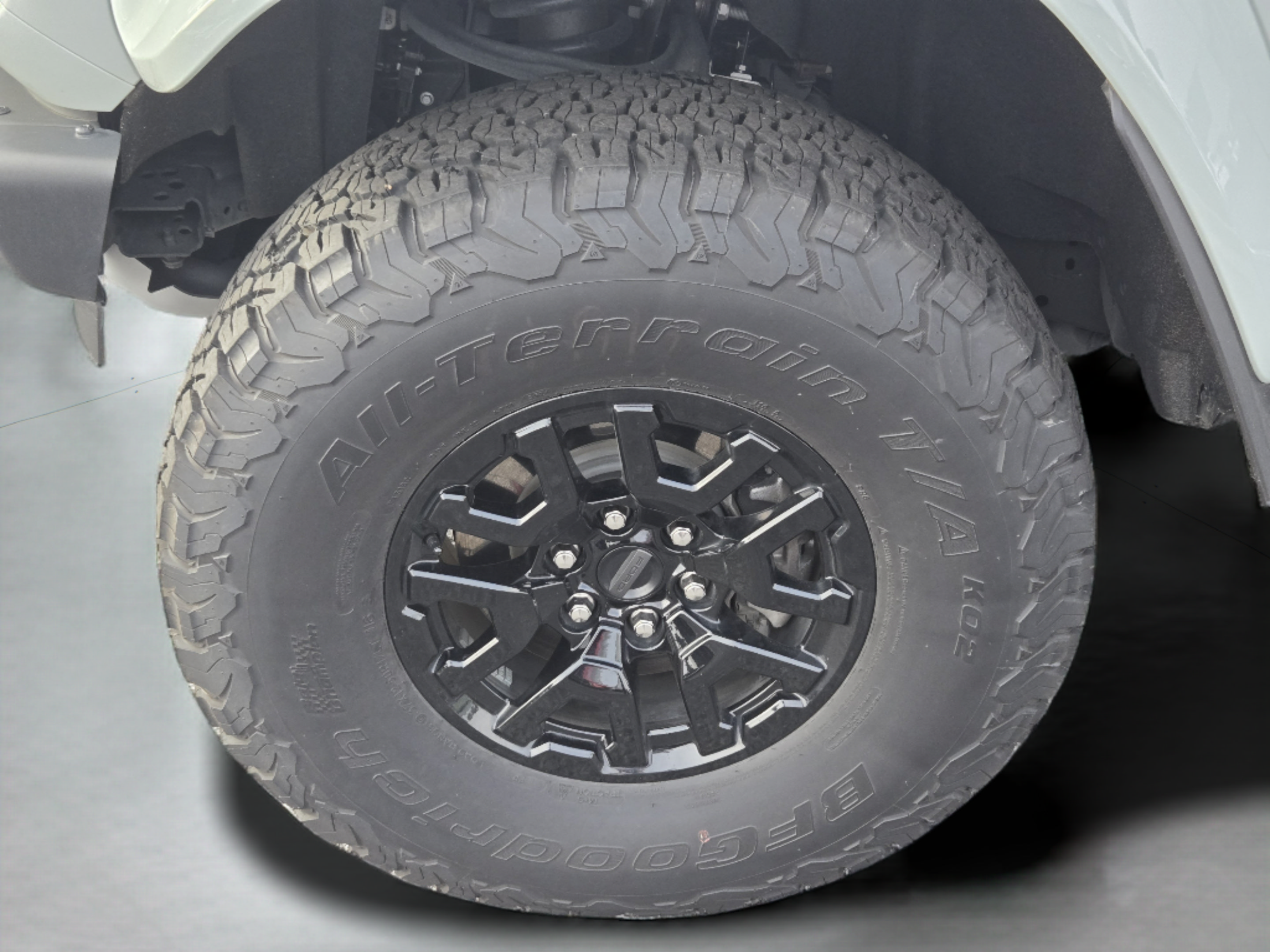 Used 2024 Ford Bronco Raptor w/ Interior Carbon Fiber Pack 6 AWD/4WD image 9