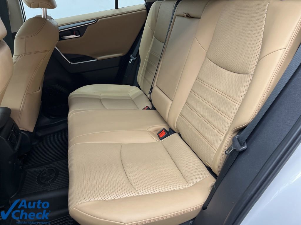 Used 2024 Toyota RAV4 Limited w/ Advanced Technology Package image 21