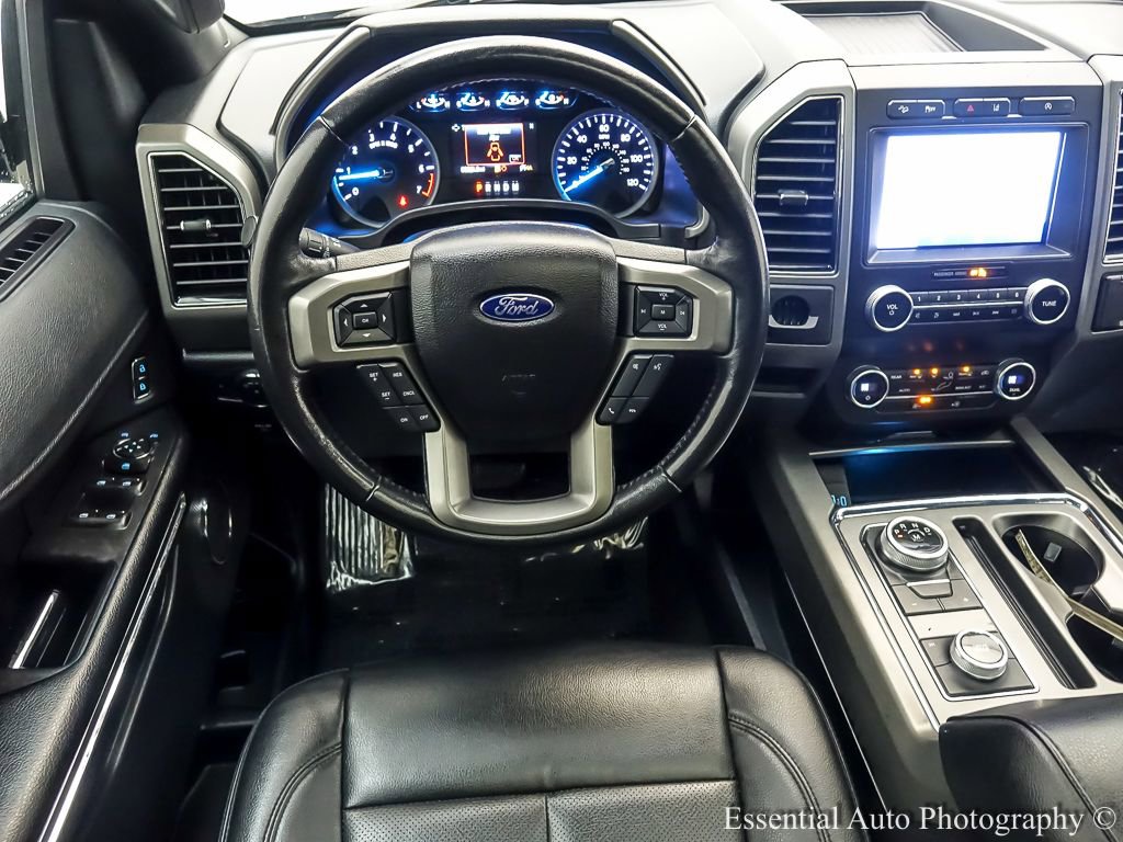 Used 2021 Ford Expedition XLT image 16