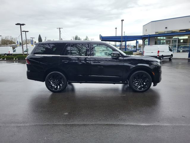 New 2026 Lincoln Navigator Black Label AWD/4WD image 9