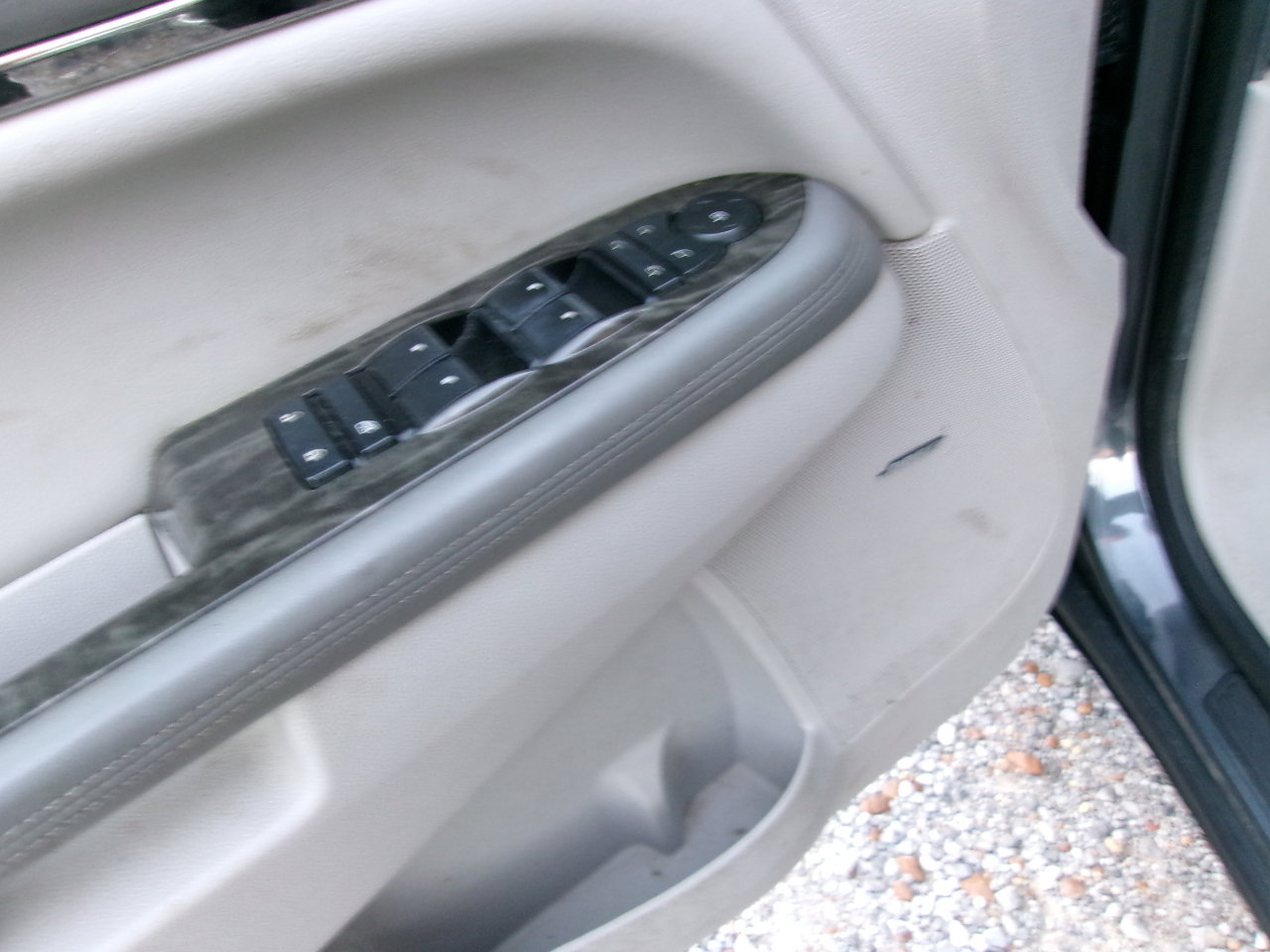 Used 2014 Buick Enclave Premium w/ Trailering Provision Package image 17