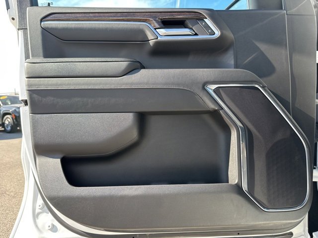 Used 2024 GMC Sierra 1500 Elevation image 14