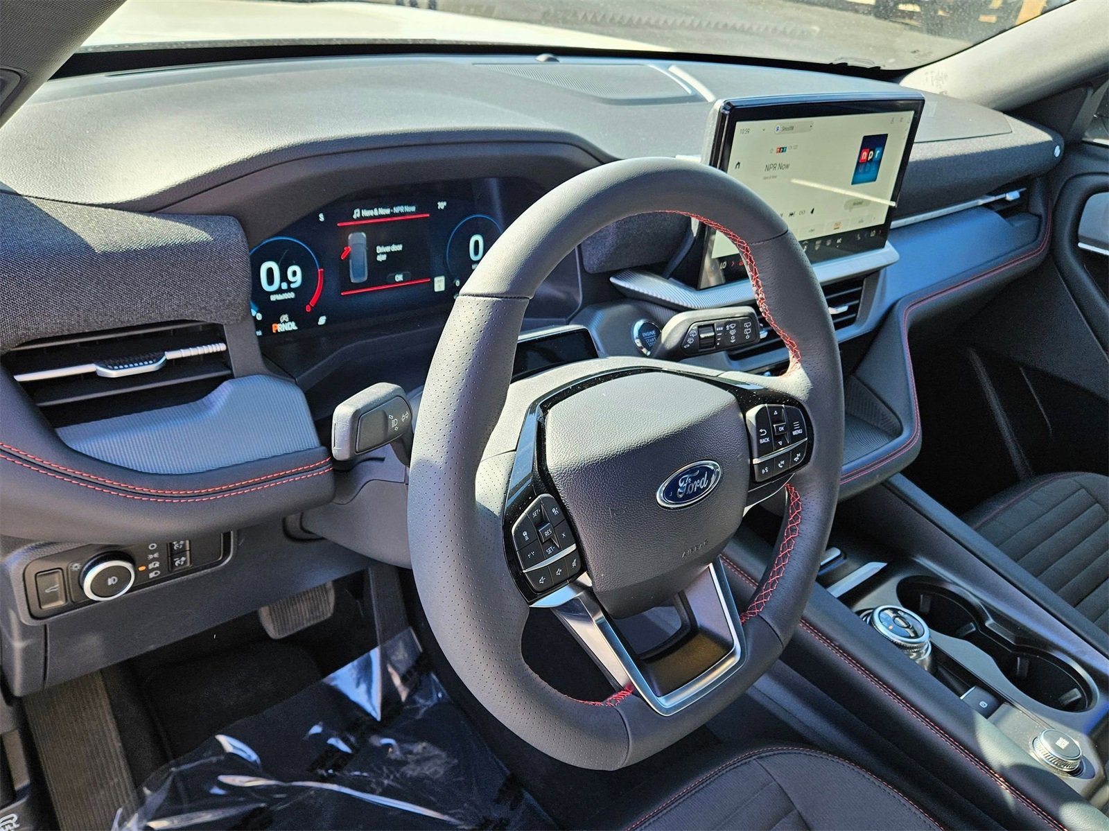 New 2025 Ford Explorer ST-Line w/ Premium Package image 12