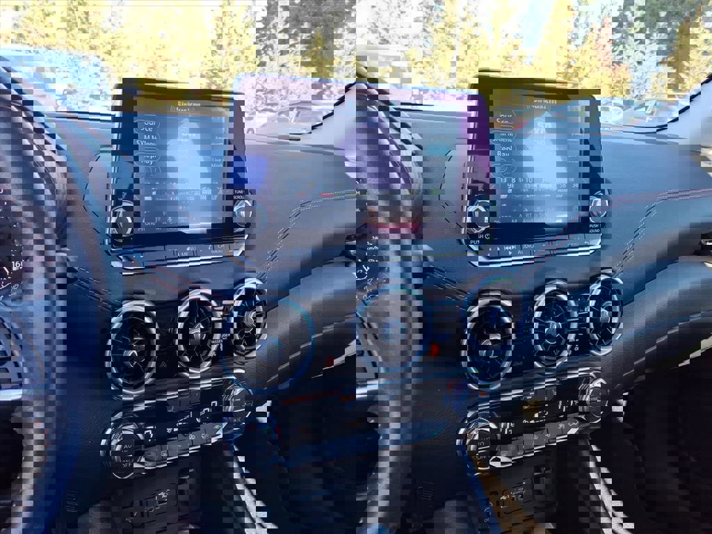 Used 2024 Nissan Sentra SR image 9