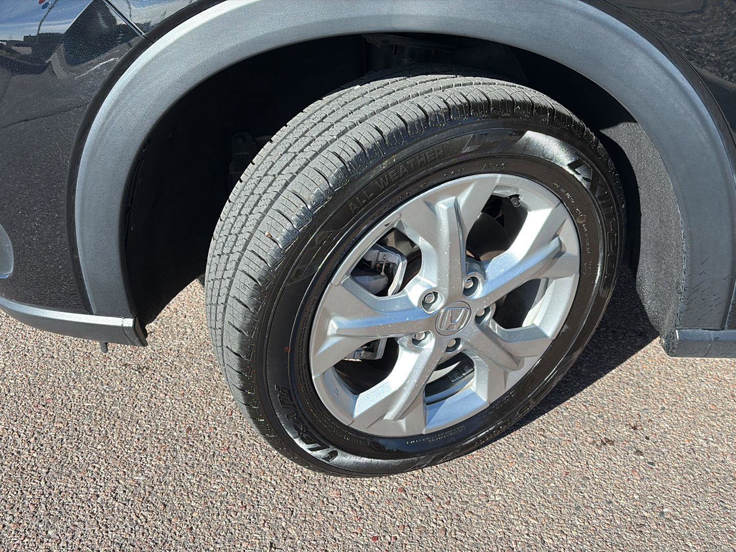 Certified 2024 Honda HR-V LX image 4