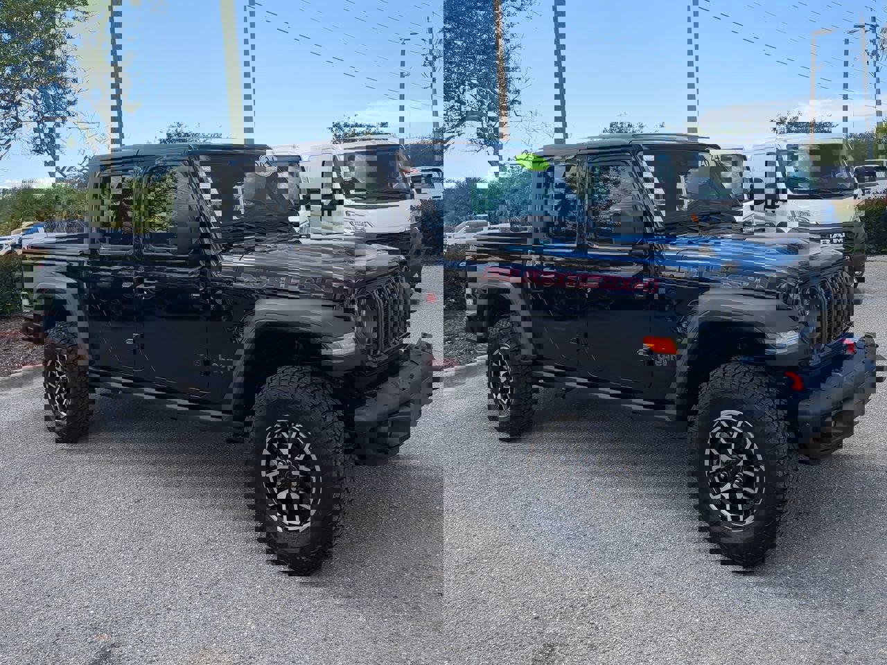 Used 2024 Jeep Gladiator Rubicon w/ Safety Group image 2