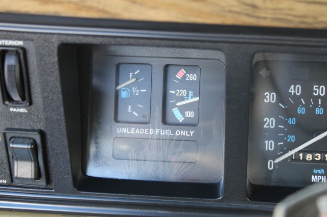 Used 1990 Jeep Grand Wagoneer image 61