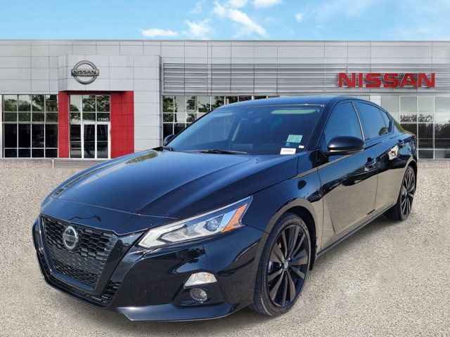 Certified 2022 Nissan Altima 2.5 SR w/ Midnight Edition Package image 10