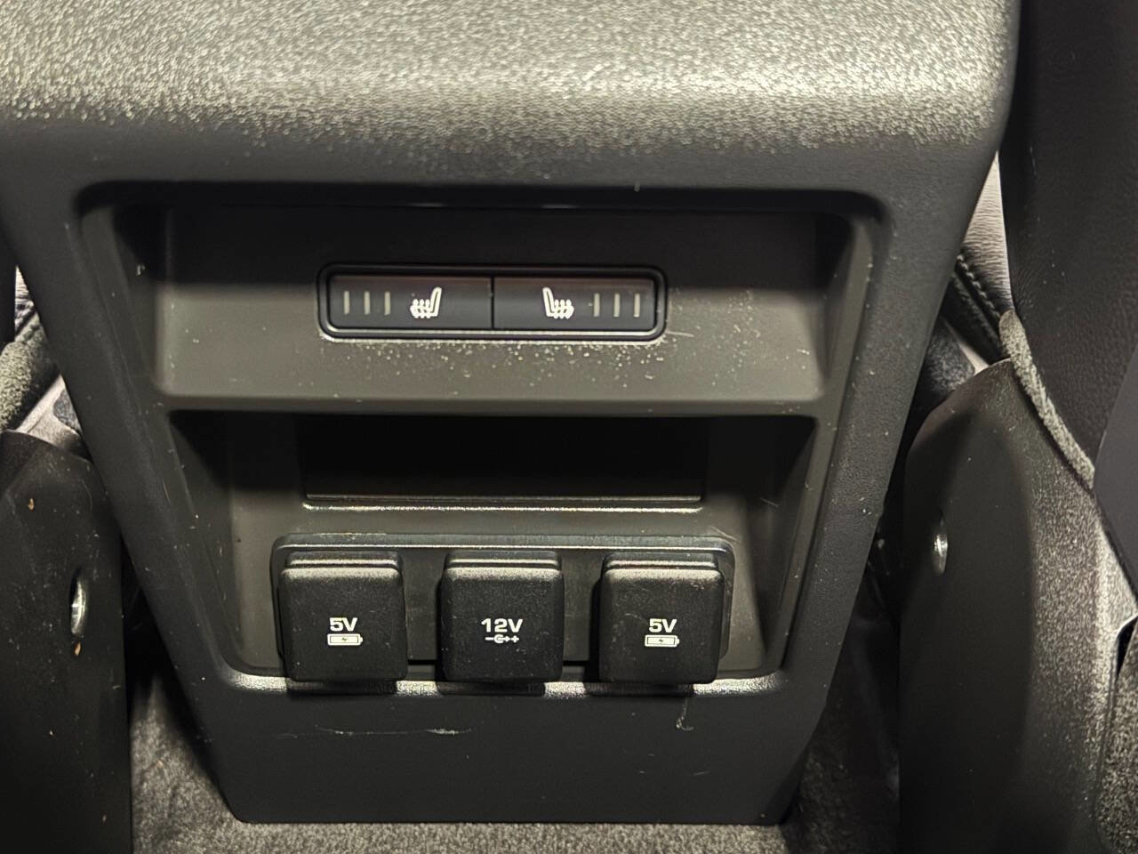 Used 2019 Land Rover Discovery Sport HSE image 29