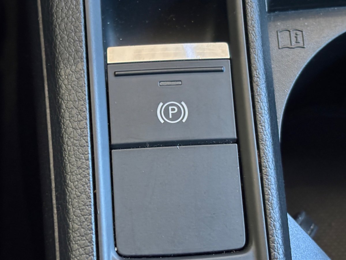 Used 2019 Audi Q3 2.0T Premium image 33